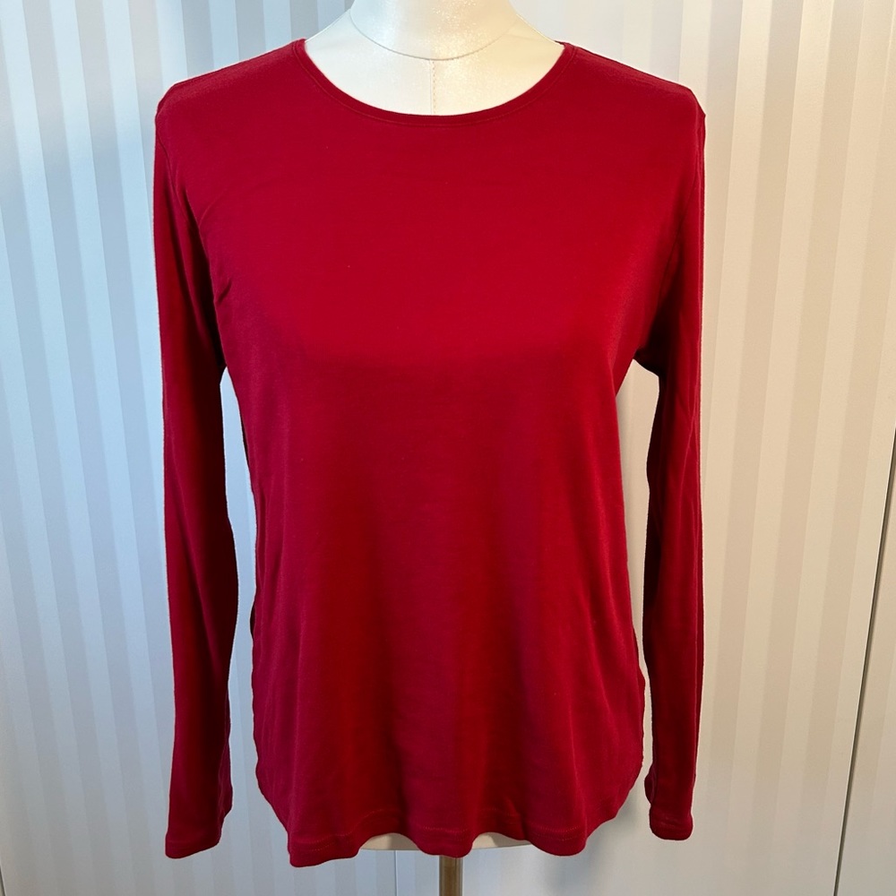Croft & Barrow red cotton classic soft long sleeve tee Size M